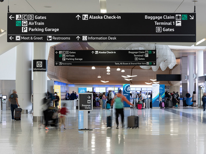 sfo-wayfinding-03-60f977afb64ac.jpg (Gallery Image) sfo-wayfinding-03-60f977afb64ac.jpg (Gallery Image)