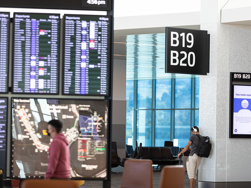 sfo-wayfinding-04-60f977b712db7.jpg (Gallery Image) sfo-wayfinding-04-60f977b712db7.jpg (Gallery Image)